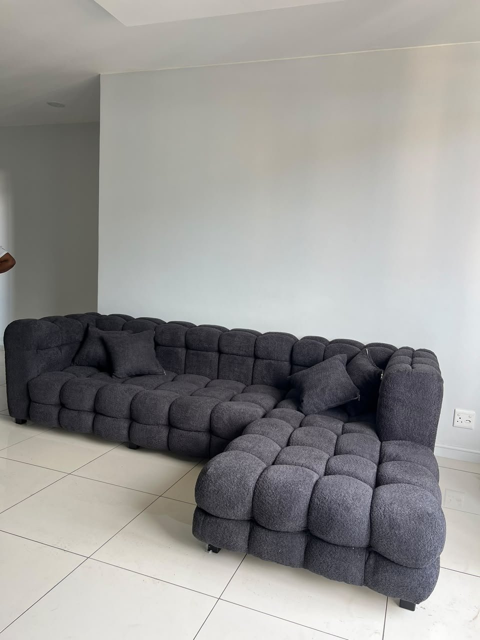 Cloud bubble couch